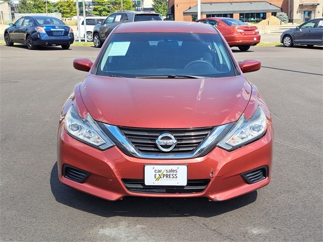 2016 Nissan Altima 2.5 S photo 8