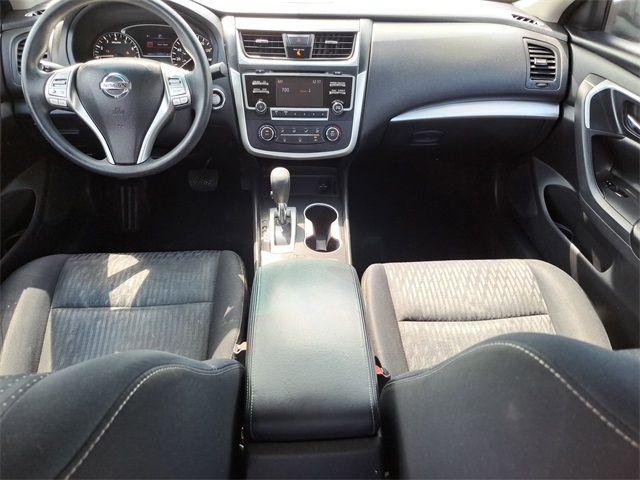2016 Nissan Altima 2.5 S photo 10