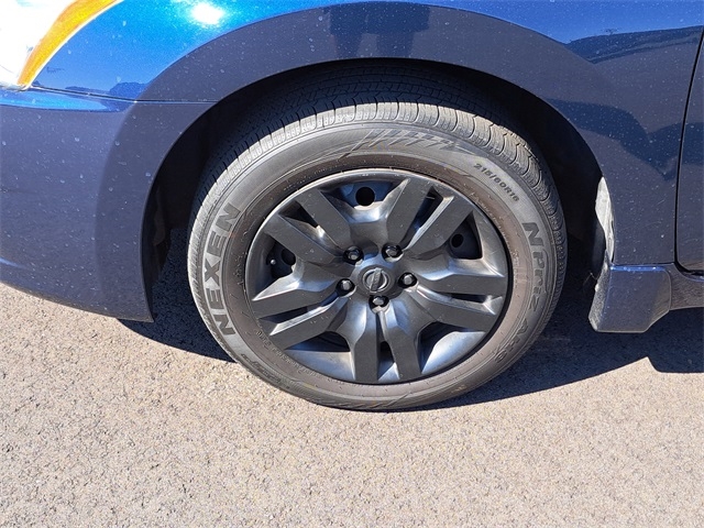 2010 Nissan Altima 2.5 S photo 8