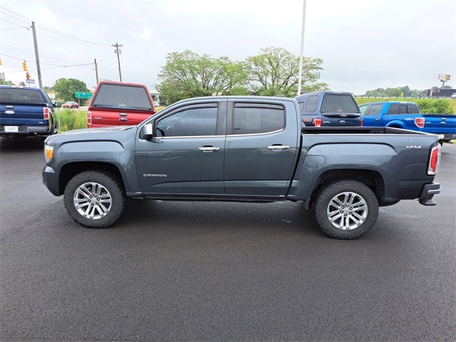 2017 Gmc Canyon SLT photo 2