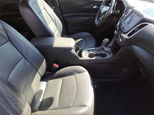 2020 Chevrolet Equinox LT photo 22