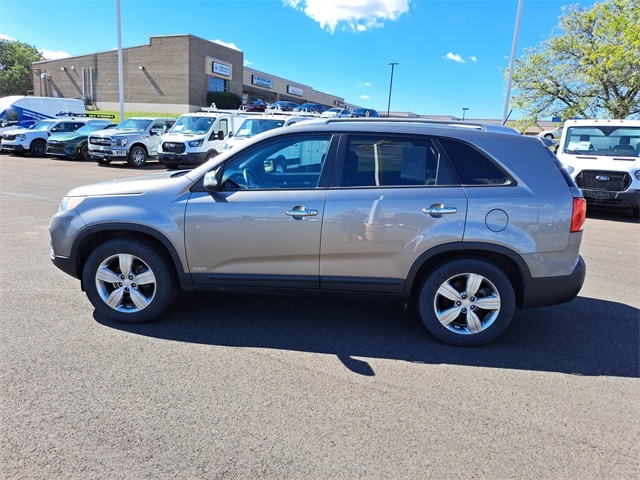 2012 Kia Sorento EX photo 2