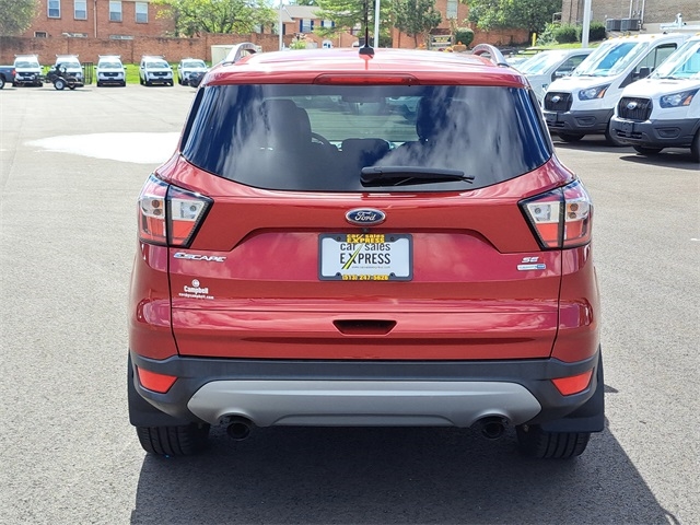 2018 Ford Escape SE photo 3
