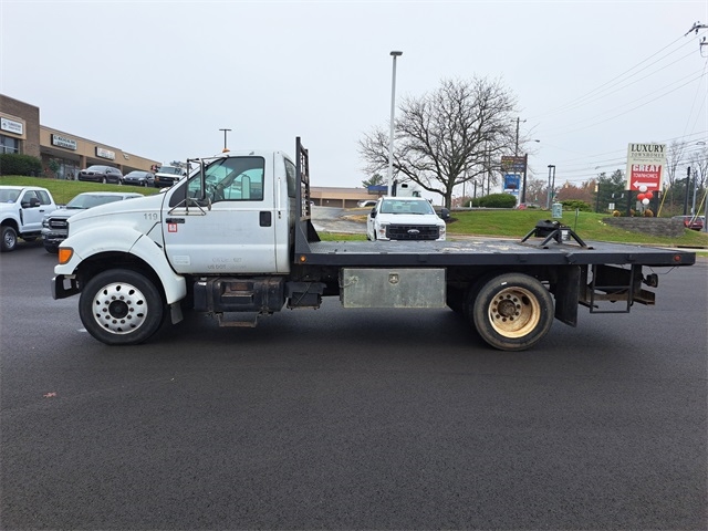 Ford Super Duty F-650  2001