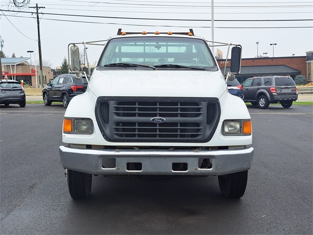 Ford Super Duty F-650  2001