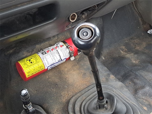 Ford Super Duty F-650  2001