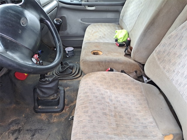 Ford Super Duty F-650  2001