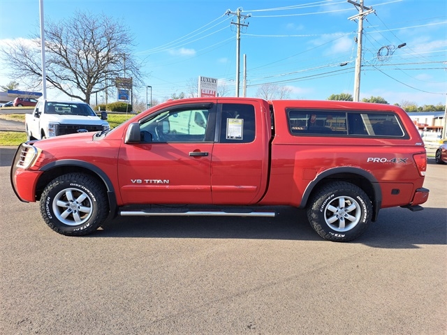 Nissan Titan  2011