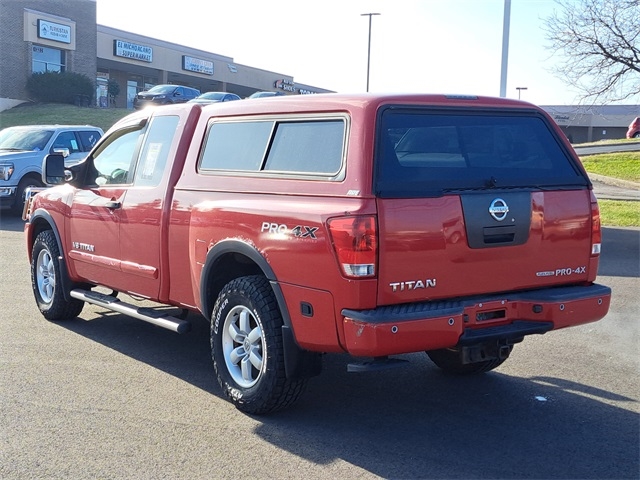 Nissan Titan  2011