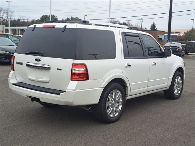 Ford Expedition  2013