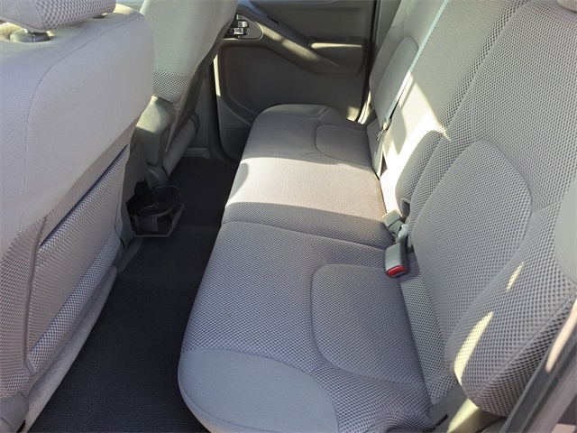 Nissan Frontier  2012