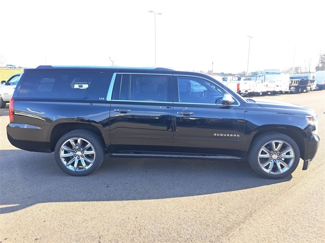 Chevrolet Suburban  2016