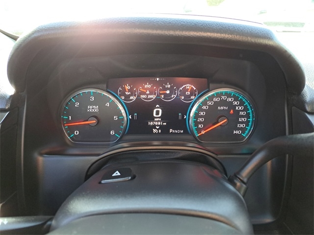 Chevrolet Suburban  2016