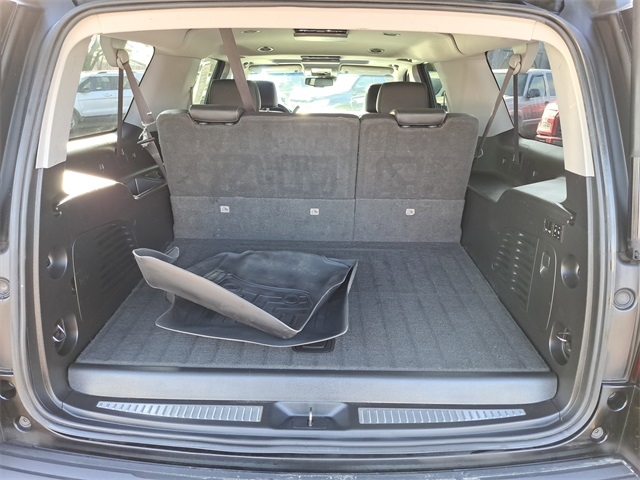 Chevrolet Suburban  2016