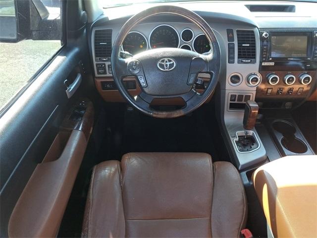Toyota Tundra 4WD Truck  2012