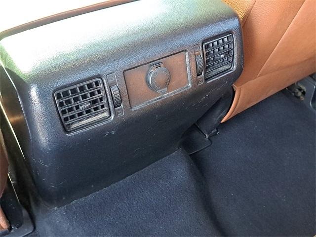 Toyota Tundra 4WD Truck  2012