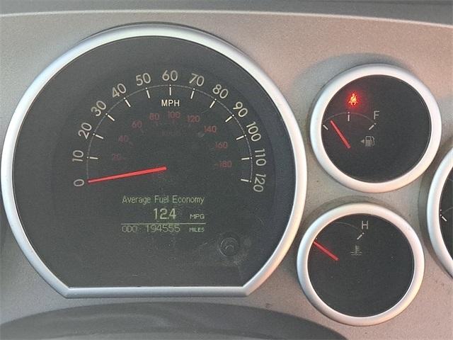 Toyota Tundra 4WD Truck  2012