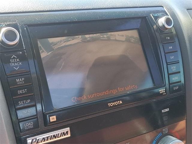 Toyota Tundra 4WD Truck  2012