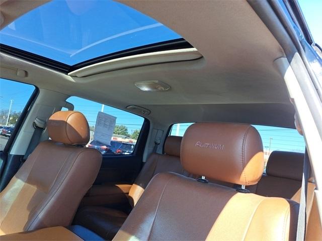 Toyota Tundra 4WD Truck  2012