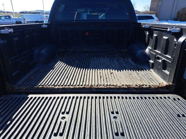 Toyota Tundra 4WD Truck  2012