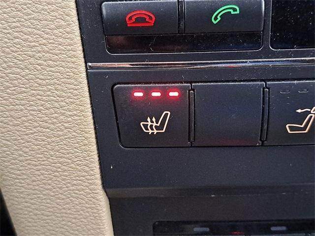 Mercedes-Benz E-Class  2011