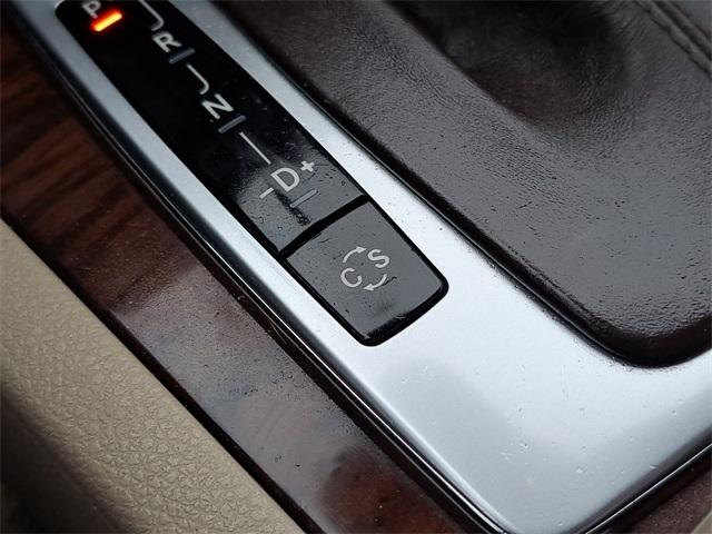 Mercedes-Benz E-Class  2011