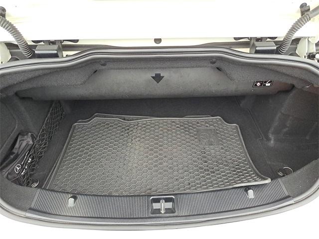 Mercedes-Benz E-Class  2011