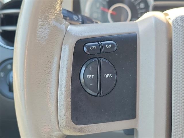 Ford Expedition  2011