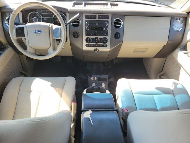 Ford Expedition  2011