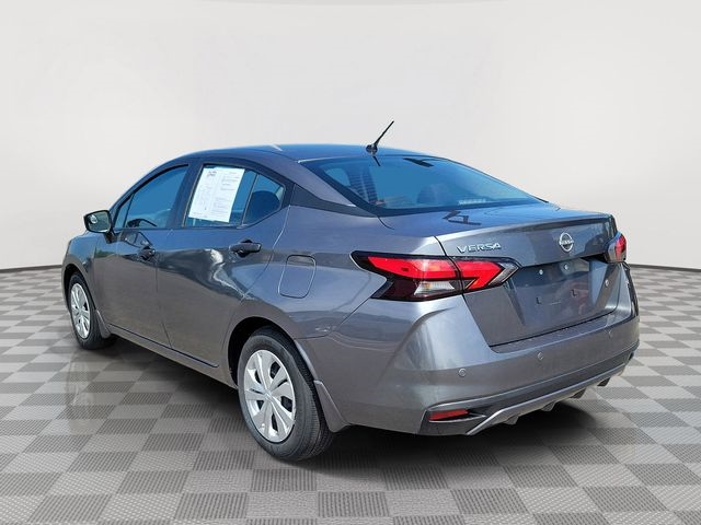 Nissan Versa  2024