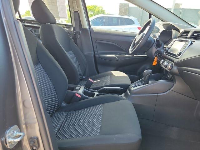 Nissan Versa  2024