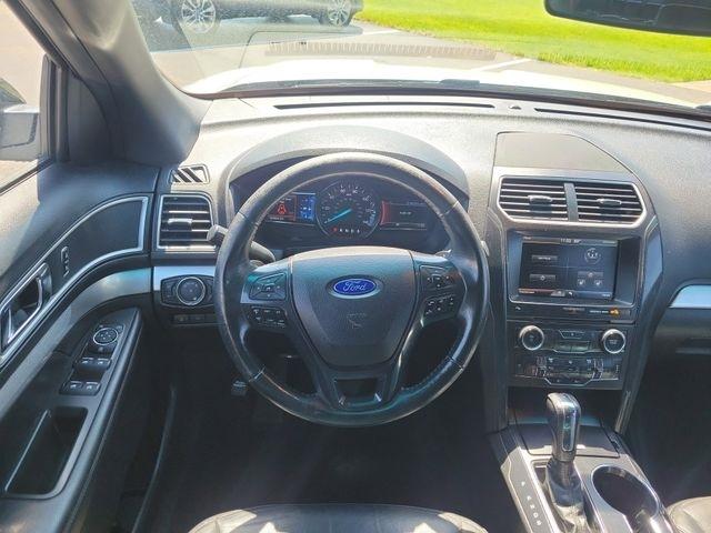 Ford Explorer  2016