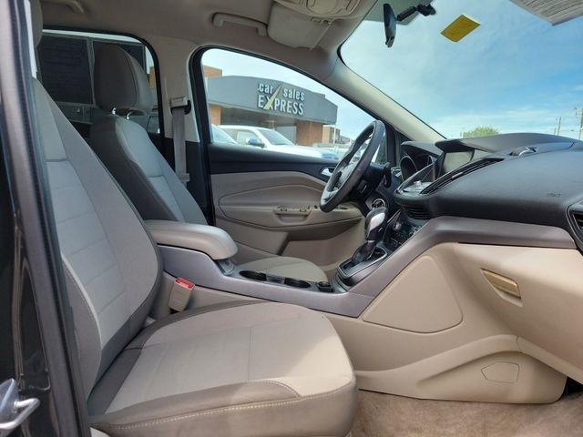 Ford Escape  2014