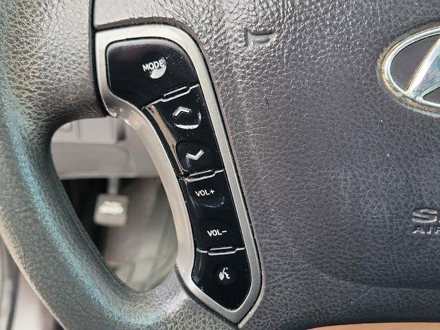 Hyundai Santa Fe  2011
