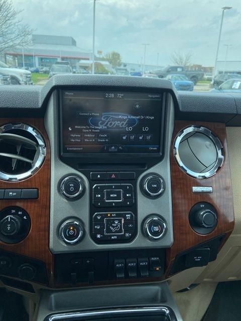 Ford Super Duty F-350 SRW  2015