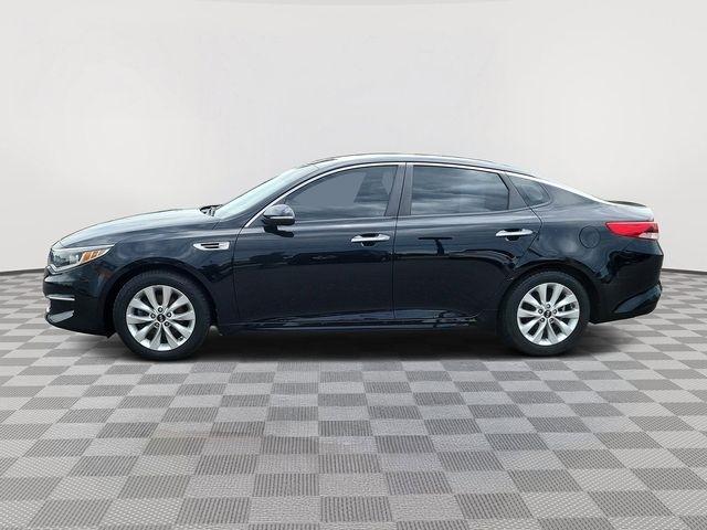 Kia Optima  2017