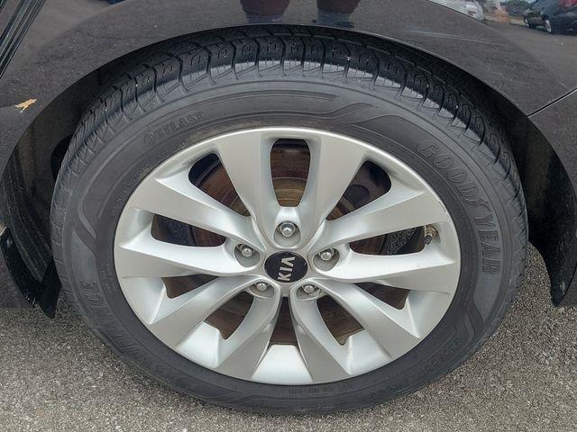 Kia Optima  2017