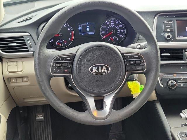 Kia Optima  2017