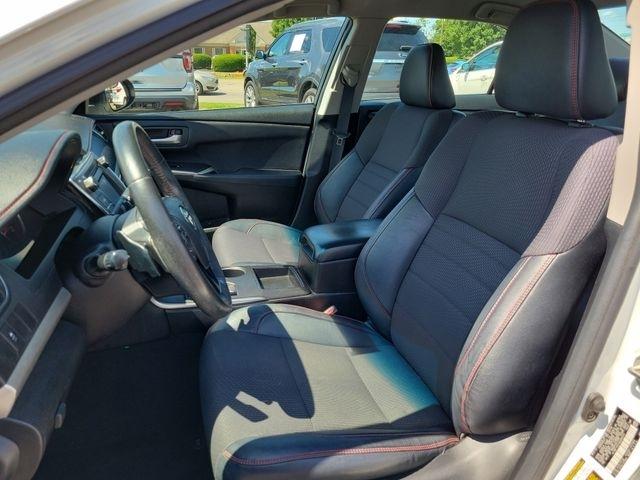 Toyota Camry  2017