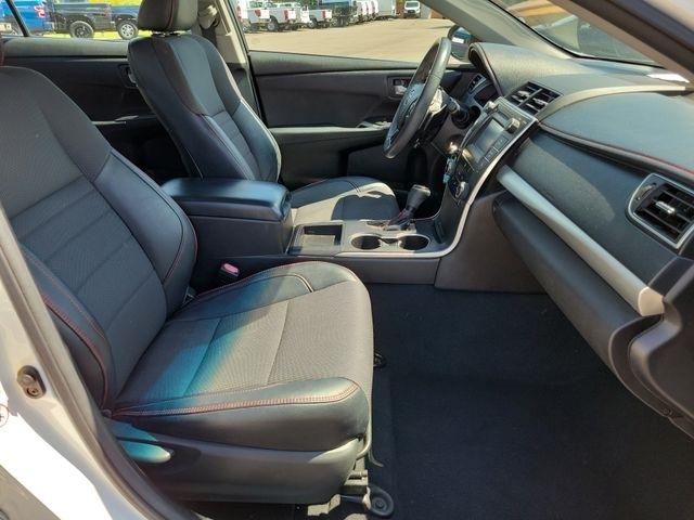 Toyota Camry  2017