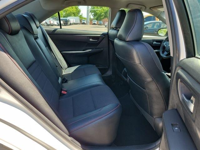 Toyota Camry  2017