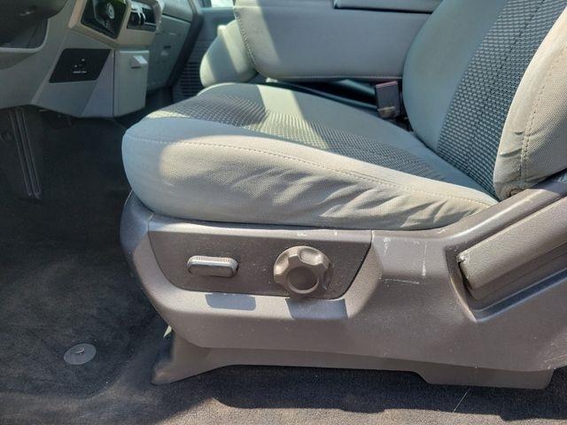 Ford Super Duty F-250 SRW  2013