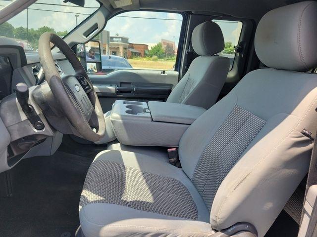 Ford Super Duty F-250 SRW  2013