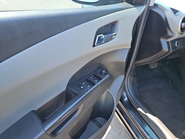 Chevrolet Sonic  2013