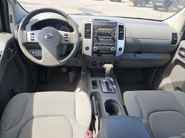 Nissan Frontier  2012