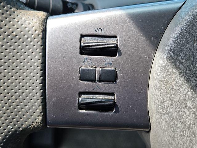 Nissan Frontier  2012