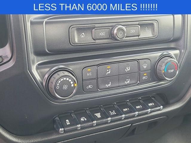 Chevrolet Silverado MD  2023