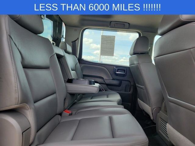 Chevrolet Silverado MD  2023