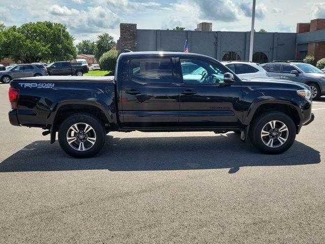 Toyota Tacoma 4WD  2019
