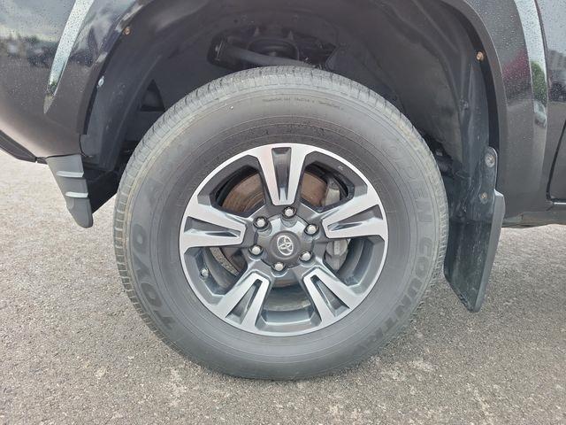 Toyota Tacoma 4WD  2019